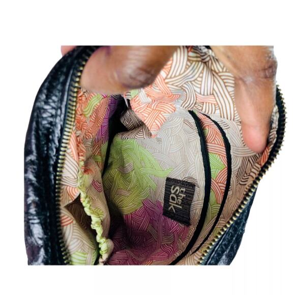 The Sak Womens Boho Black Leather Crossbody Purse Shoulder Bag Adjustable - Picture 8 of 12